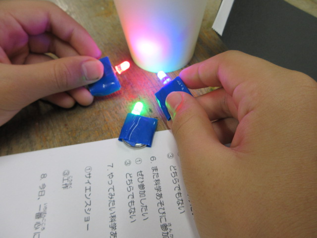 光の三原則であある赤、青、緑のLEDダイオード 光の三原則であある赤、青、緑のLEDダイオード