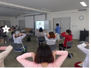 体操の様子 体操の様子