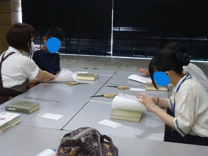 司書体験の様子4