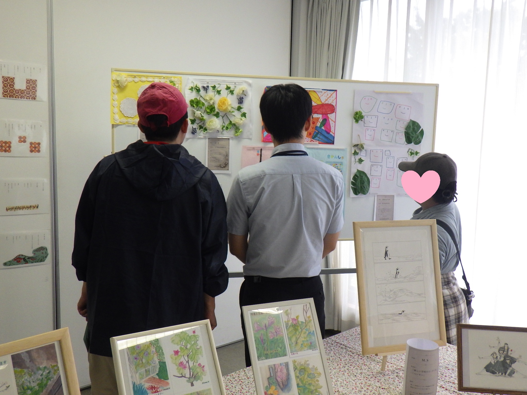 ういんぐひとりひとりの表現展会場 (2).jpg ういんぐひとりひとりの表現展会場 (2).jpg